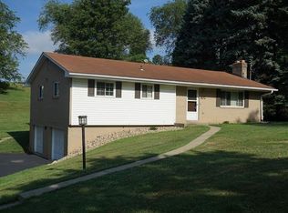 102 Morningside Dr, Butler, PA 16002