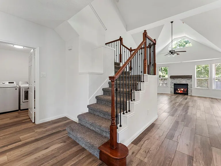 2 Granite Path Pl — Photo 6