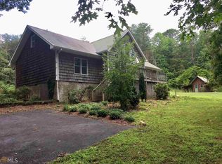 200 Indian Path Dr, Clarkesville, GA 30523