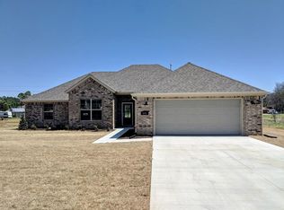 646 Bison Run St, Farmington, AR 72730