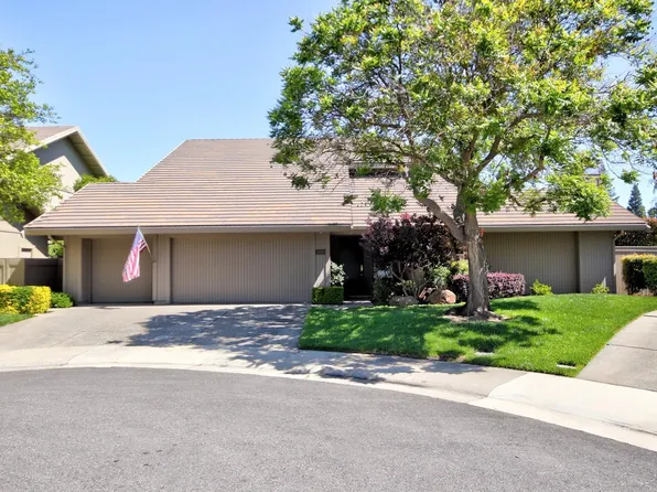 11805 Oregon Bar Ct, Gold River, CA 95670