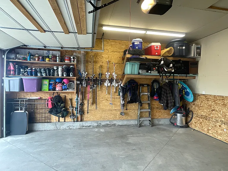 502 N 2420 E — Photo 15