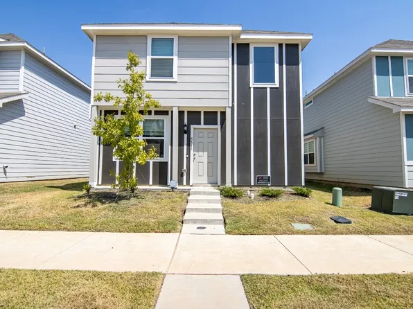 5541 Topwater Trl, Fort Worth, TX 76119