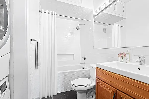 Sold by Compass | media 8