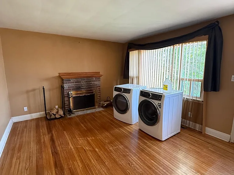 88 Crestview Ave — Photo 5