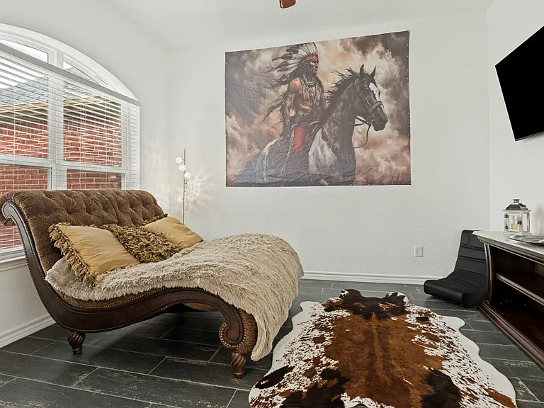 409 Creek Point Ln — Photo 4
