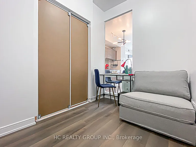 3 Gloucester St #3912 — Photo 11
