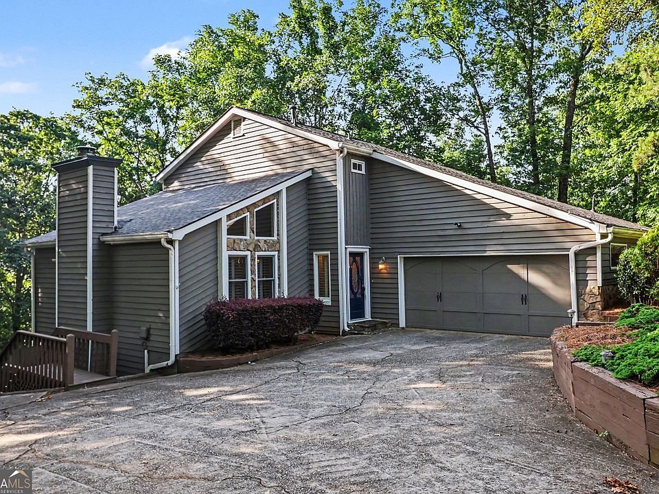 1st image of 140 Fairway Ridge Dr