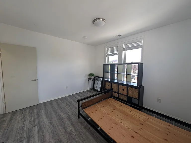 25 N Boston Ave — Photo 7