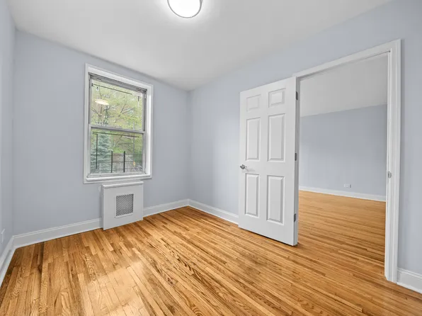 601 Kappock Street image 6 of 11