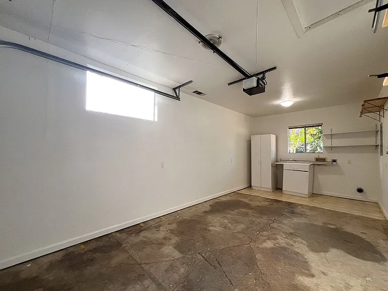 1399 Spruce St — Photo 15