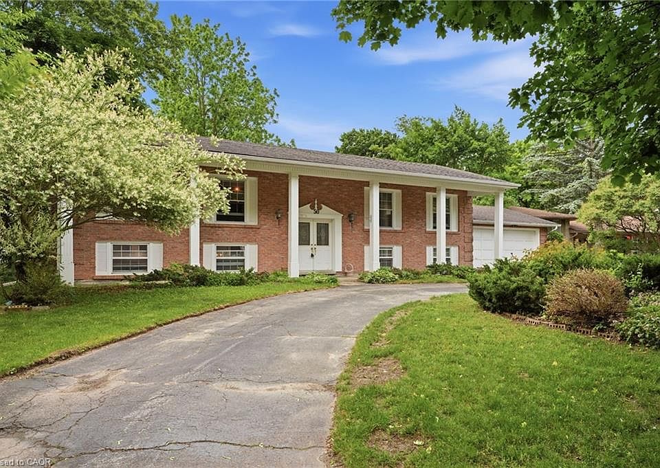 1st image of 50 Combermere Cres
