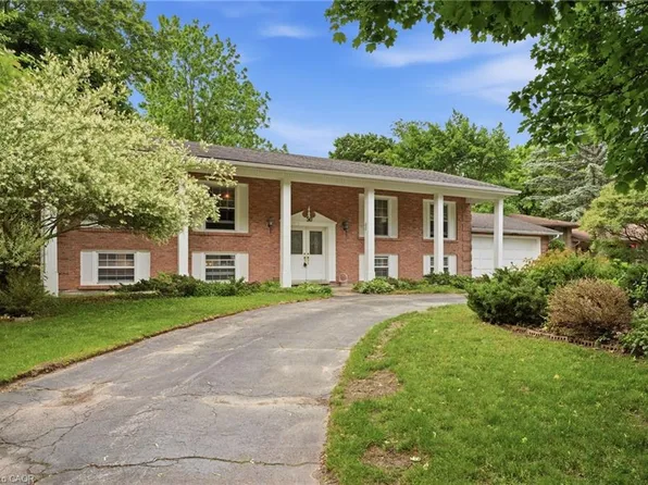 50 Combermere Cres, Waterloo, ON N2L 5B1