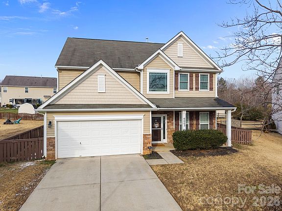 2nd image of 6003 Centerview Dr