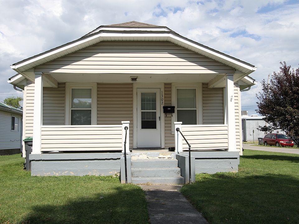 1st image of 1302 N Cherry St