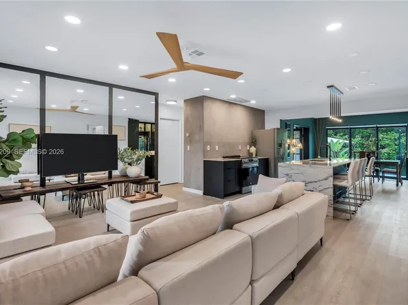 1672 NW 36th Ct, Oakland Park, FL 33309