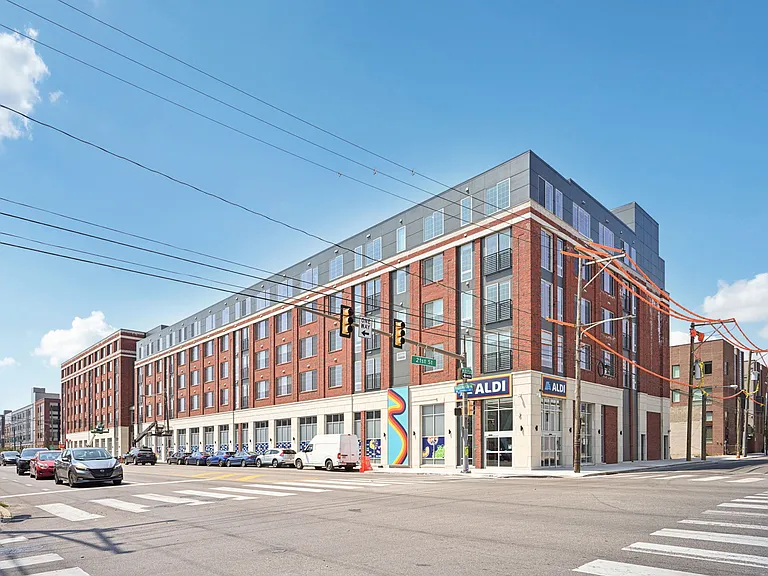 The Howell - 2101 Washington Ave — Photo 1
