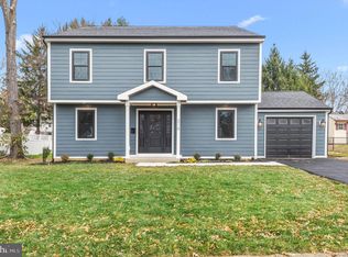 215 N Franklin St, Doylestown, PA 18901