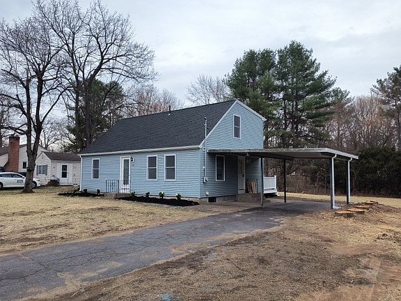 2nd image of 713 Holyoke Rd