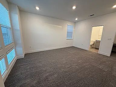 2nd image of 10113 Burke St