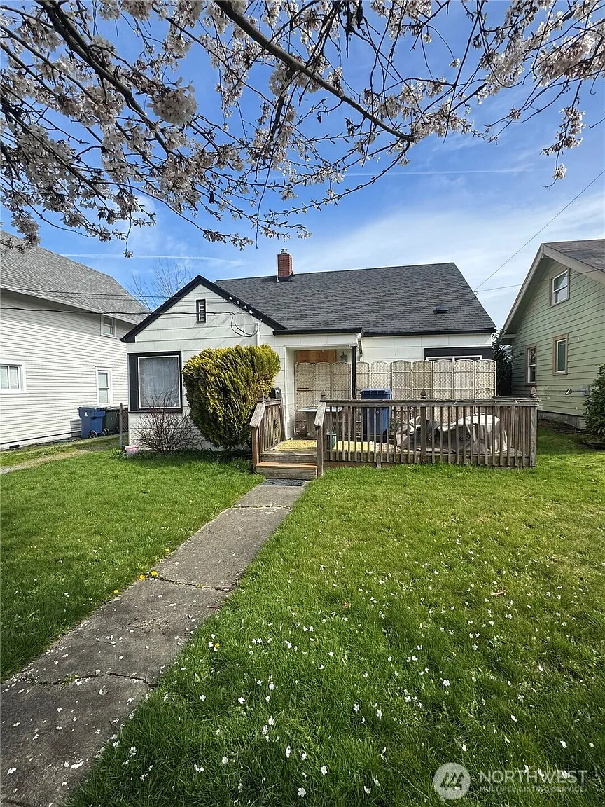 4317 S D Street photo 1