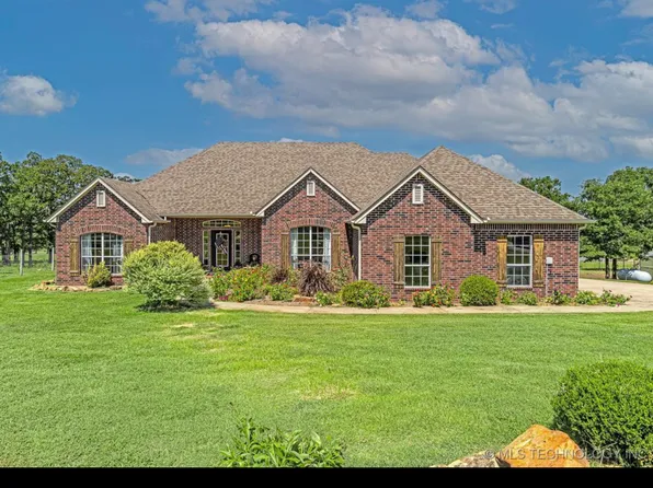 330 Loma Vista Ln, Skiatook, OK 74070