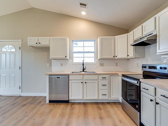 5th image of 4406 S Ellis Ave