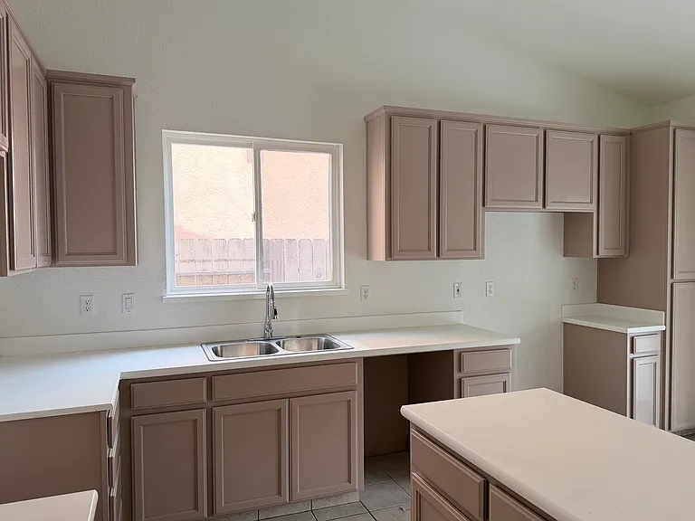 5606 Edgefield Way — Photo 10