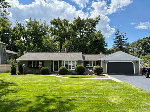 6220 Sunset Ave, La Grange Highlands, IL 60525