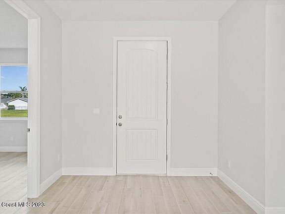 3rd image of 2187 Sans Souci Ave SE