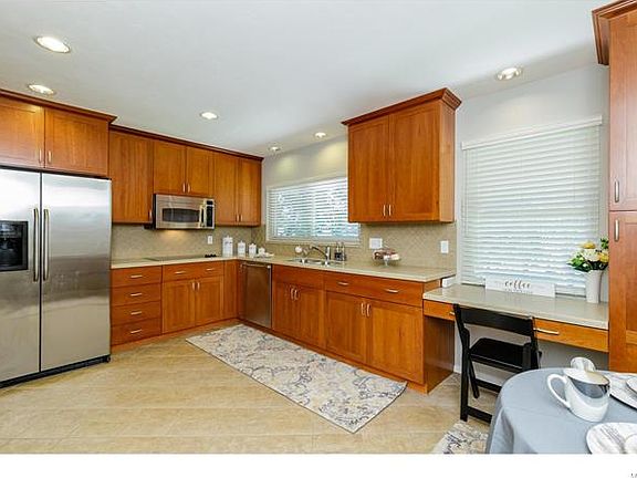 4th image of 4904 Valley Crest Dr