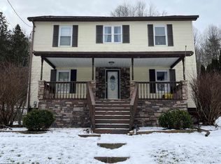 43 Maple St, Carolina, WV 26563