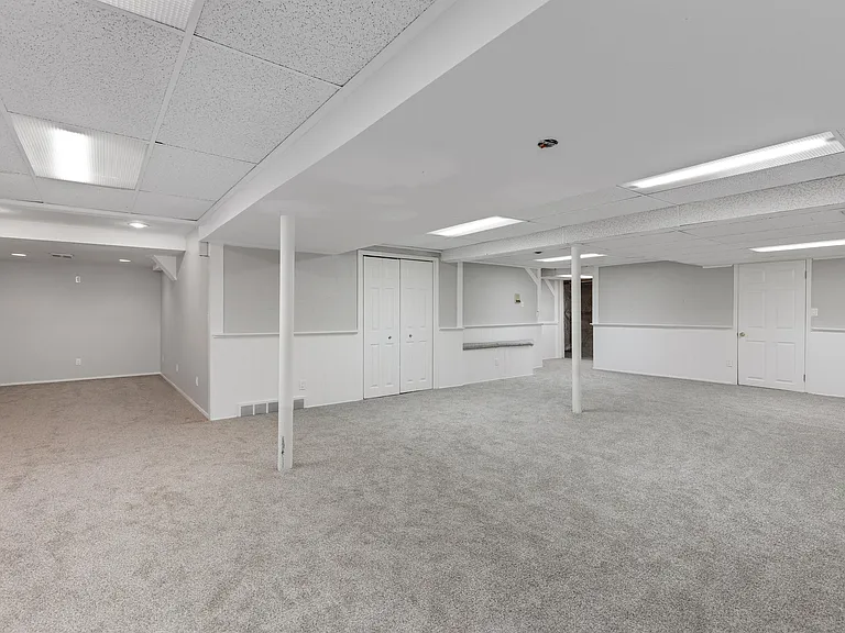 9025 Muirland Dr — Photo 30