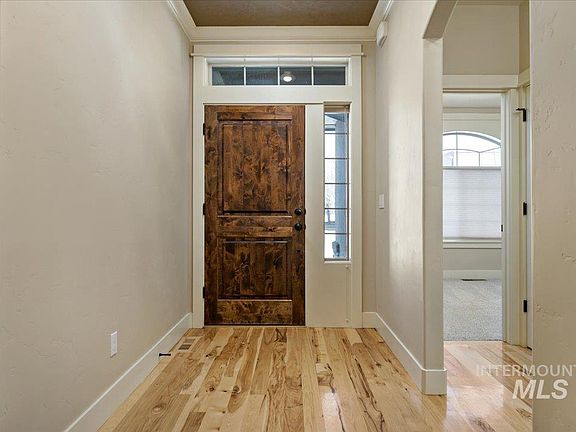3rd image of 10271 W Lakeland Dr
