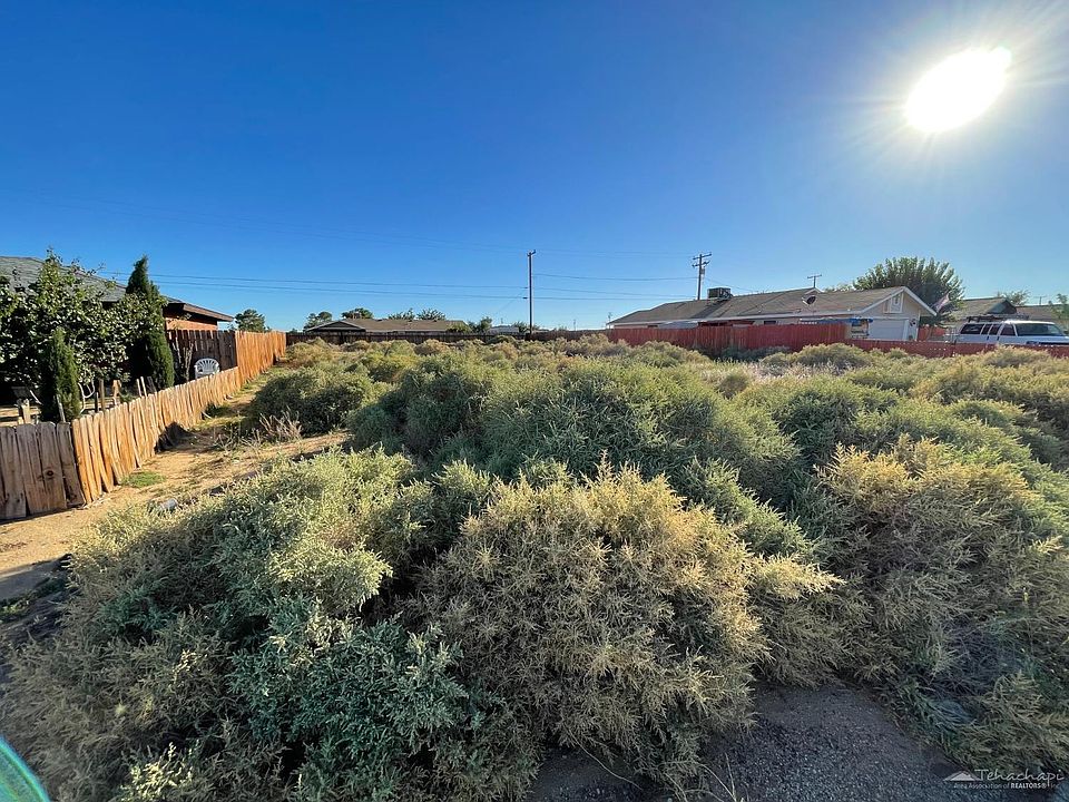 2nd image of 0 Underwood Ave #261