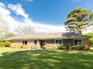 616 W Georgia Ave, Pilot Pt, TX 76258