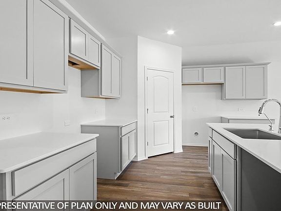 4th image of 730 Merit Badge Ct