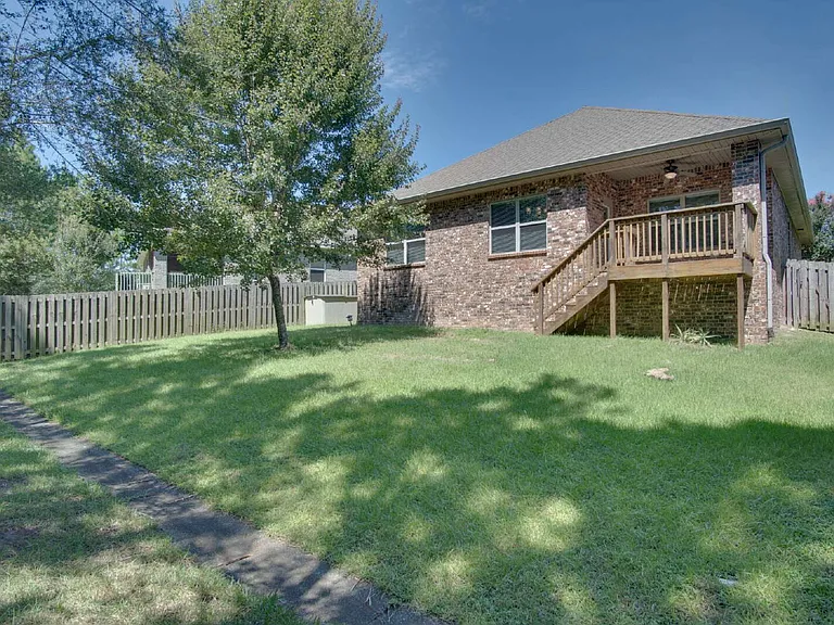 6239 Ladera Trl — Photo 26