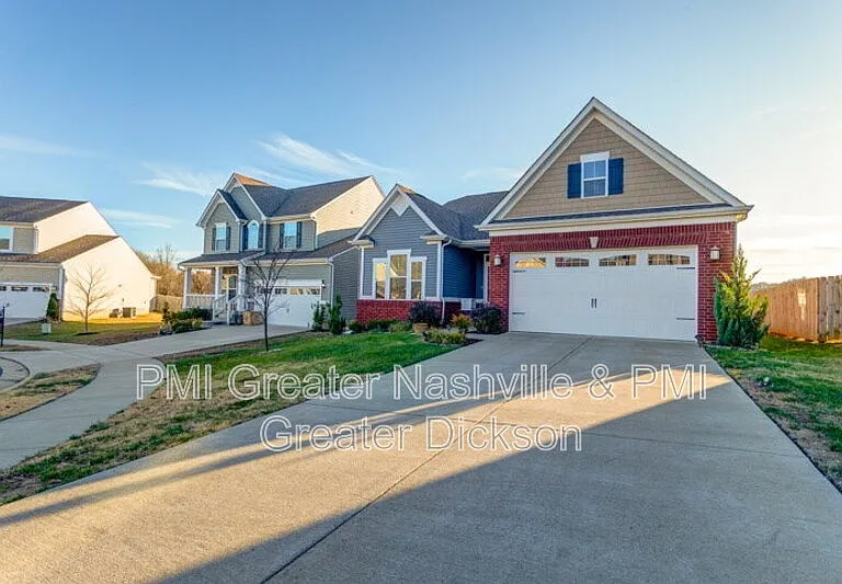 1664 Brockton Ln — Photo 2