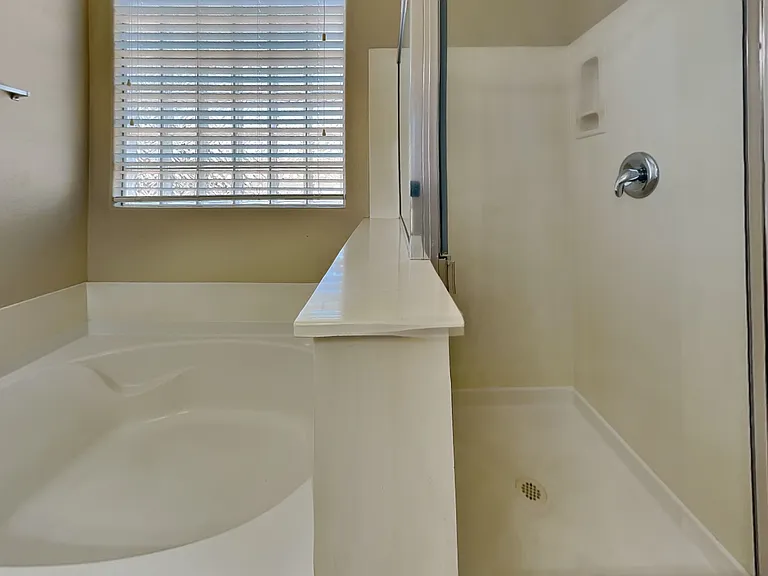 4320 W Burgess Ln — Photo 12