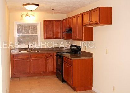 2nd image of 4443 Ben Hill Rd