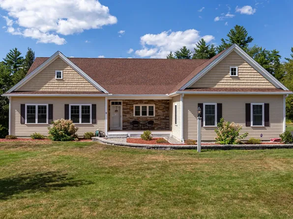 9 Windy Hollow Circle, Merrimack, NH 03054