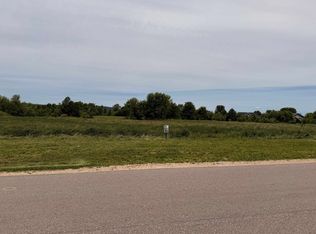 10 Betty Marie Way, Merrimac, WI 53561