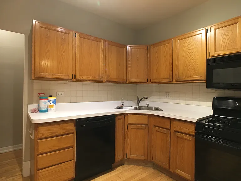 1461 W Catalpa Ave #2 — Photo 14
