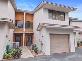 2124 Tarpon Landings Dr, Tarpon Springs, FL 34688