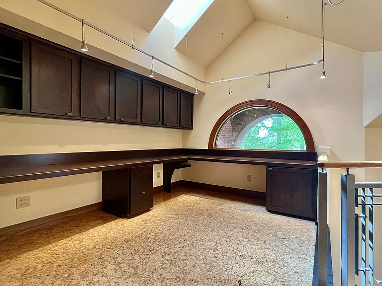 1130 Lancaster Way SE — Photo 15