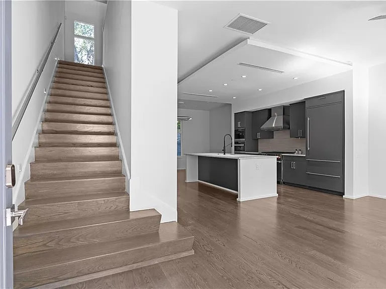 785 Piedmont Ave NE #E — Photo 6