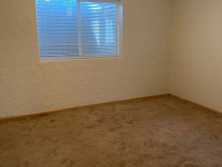 7106 N Wiscomb Dr — Photo 9