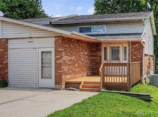 18 Highridge Ct, Franklin, OH 45005