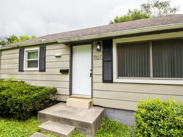 9107 Charlotte St, Kansas City, MO 64131